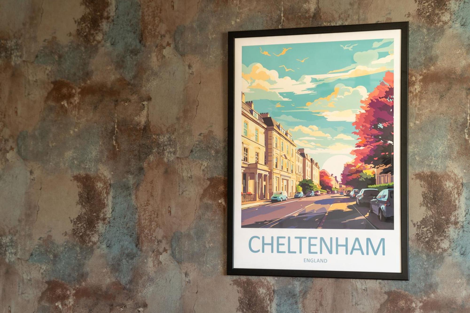 Holiday home Spacious Town House Sleeps 8, Bath Road *